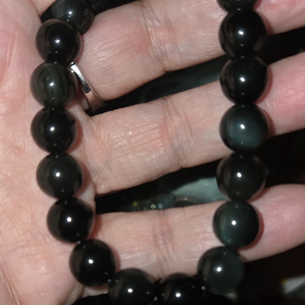 Elegant Black Beaded Bracelet